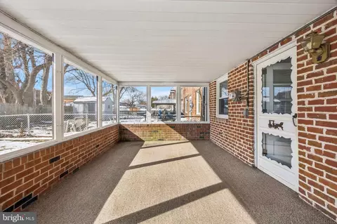 Exterior - 1542 Summit St, Marcus Hook, PA 19061 photo 2 of 2