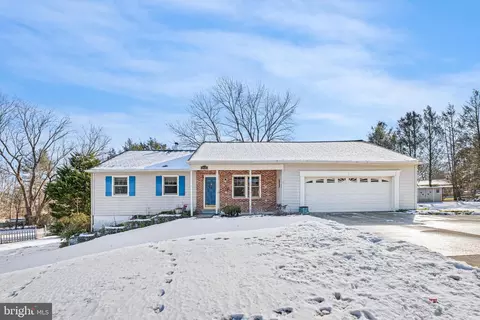 2416 W Colonial Dr, Boothwyn, PA 19061