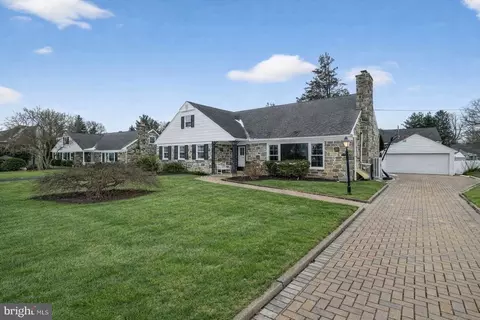 208 N Morgan Ave, Havertown, PA 19083