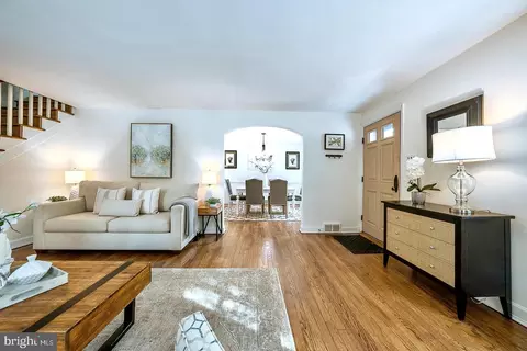 Entry Way - 301 Eagle Rd, Wayne, PA 19087 photo 1 of 6