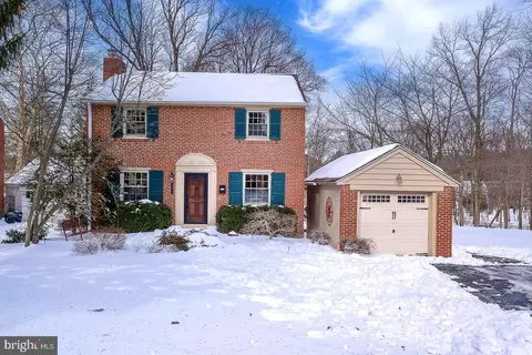 Exterior - 301 Eagle Rd, Wayne, PA 19087 photo 10 of 12