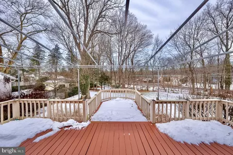 Exterior - 301 Eagle Rd, Wayne, PA 19087 photo 4 of 12