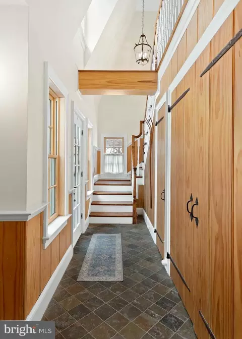Entry Way - 300 Valley Pl, Wayne, PA 19087 photo 9 of 10