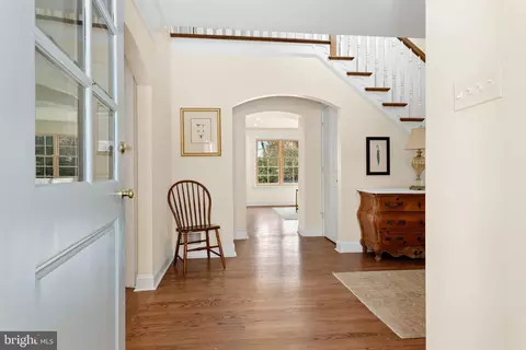 Entry Way - 300 Valley Pl, Wayne, PA 19087 photo 2 of 10