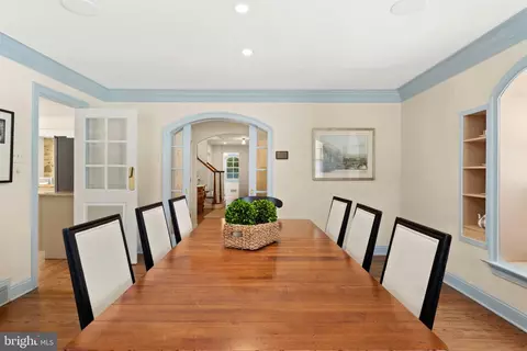 Dining - 300 Valley Pl, Wayne, PA 19087 photo 3 of 3