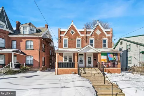 33 E Broadway Ave, Clifton Heights, PA 19018