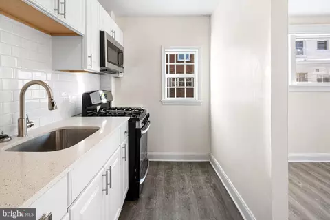Entry Way - 7010 Atlantic Ave, Darby, PA 19082 photo 1 of 2