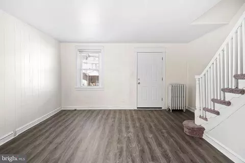 Living - 7010 Atlantic Ave, Darby, PA 19082 photo 2 of 2