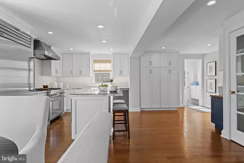 Entry Way - 116 Morningside Cir, Wayne, PA 19087 photo 1 of 13