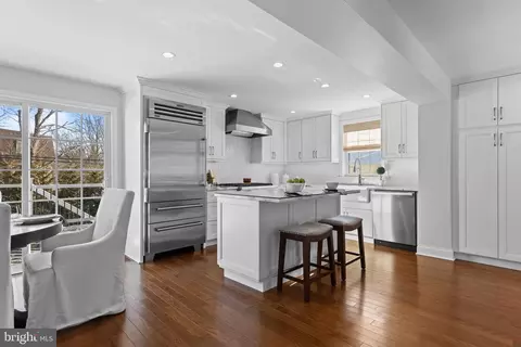 Kitchen - 116 Morningside Cir, Wayne, PA 19087 photo 3 of 5