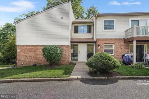 280 Bridgewater Rd #D-4, Brookhaven, PA 19015
