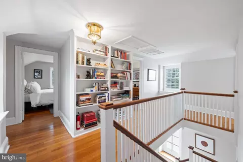 Entry Way - 658 Brooke Rd, Wayne, PA 19087 photo 5 of 5