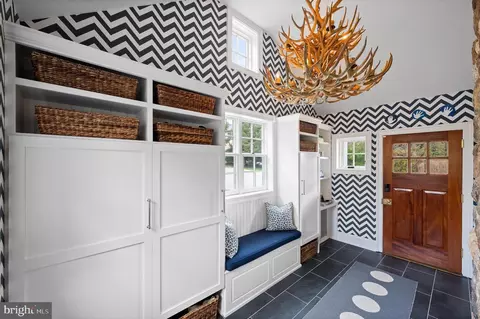 Entry Way - 658 Brooke Rd, Wayne, PA 19087 photo 1 of 5