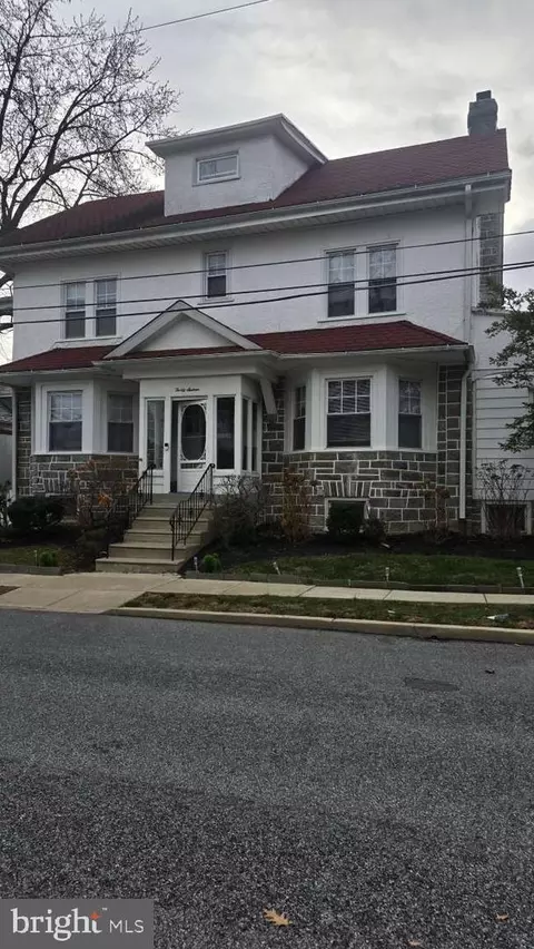 3016 Huey Ave, Drexel Hill, PA 19026