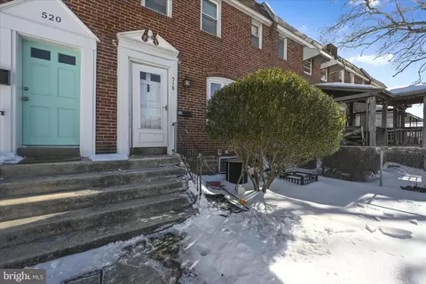 518 Jansen Ave, Essington, PA 19029