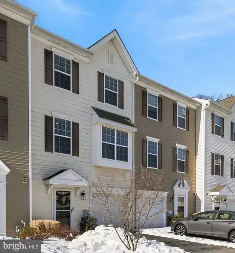 21 Faraday Ct, Morton, PA 19070