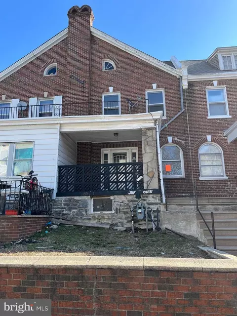 7281 Walnut St, Darby, PA 19082