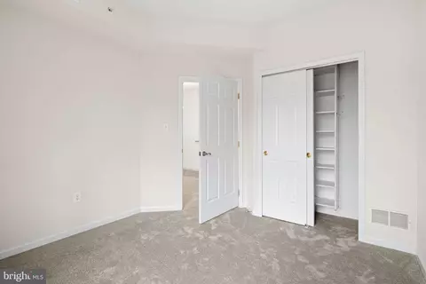 Bedroom - 1364 Nicklaus Dr, Springfield, PA 19064 photo 2 of 3