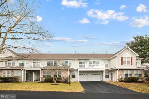 Exterior - 1364 Nicklaus Dr, Springfield, PA 19064 photo 2 of 2