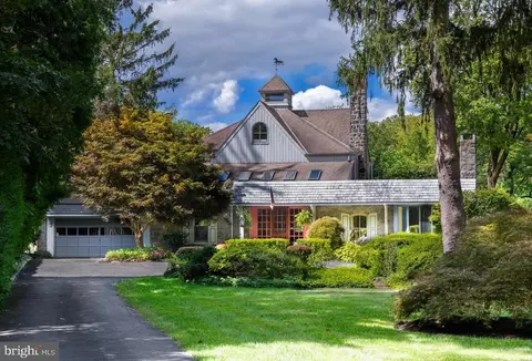 220 Radnor Chester Rd, Villanova, PA 19085