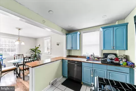Kitchen - 1020 Edgerton Rd, Secane, PA 19018 photo 2 of 2