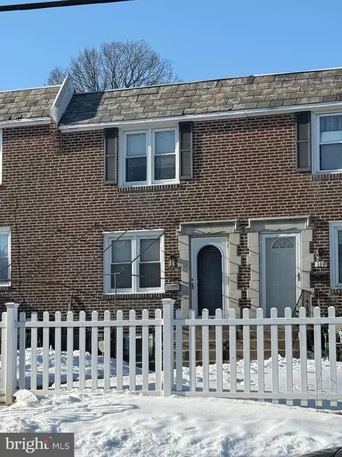 139 W Madison Ave, Clifton Heights, PA 19018