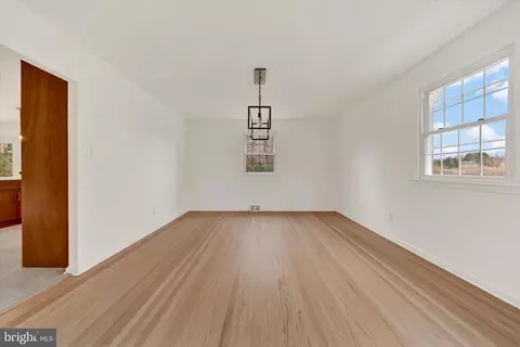 Other - 658 W Rolling Rd, Springfield, PA 19064 photo 3 of 8