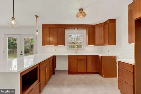 Kitchen - 658 W Rolling Rd, Springfield, PA 19064 photo 1 of 1