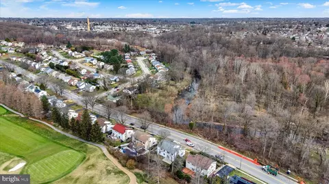 View/Area - 658 W Rolling Rd, Springfield, PA 19064 photo 7 of 9