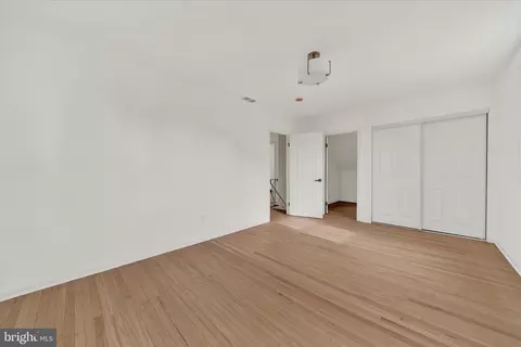 Bedroom - 658 W Rolling Rd, Springfield, PA 19064 photo 1 of 8