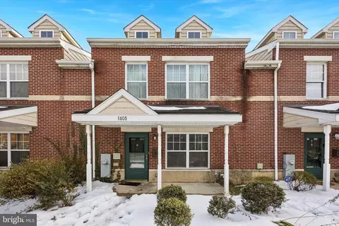 1605 W 7th St, Chester, PA 19013