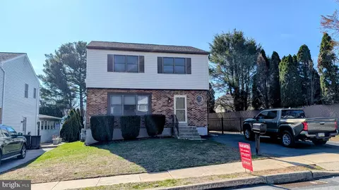 1 W Belair Rd, Ridley Park, PA 19078