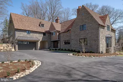 201 S Spring Mill Rd, Villanova, PA 19085