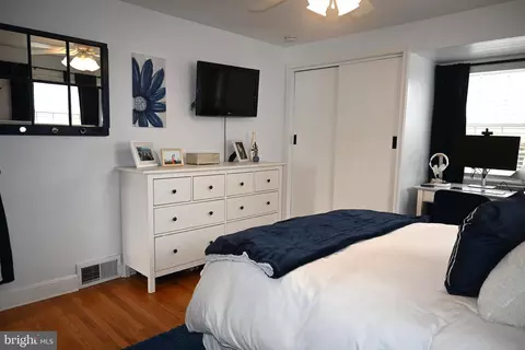 Bedroom - 514 Springview Ln, Springfield, PA 19064 photo 2 of 5
