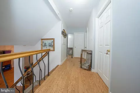 Entry Way - 65 Eldon, Lansdowne, PA 19050 photo 3 of 5