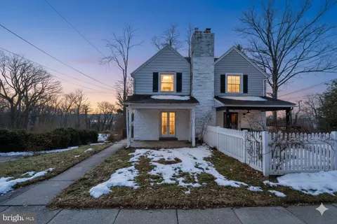 7800 Beverly Blvd, Darby, PA 19082