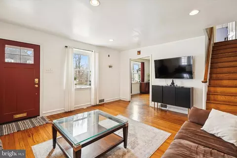 7800 Beverly Blvd, Darby, PA 19082 photo 3