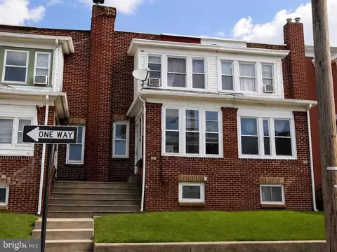 319 Avon Rd, Darby, PA 19082
