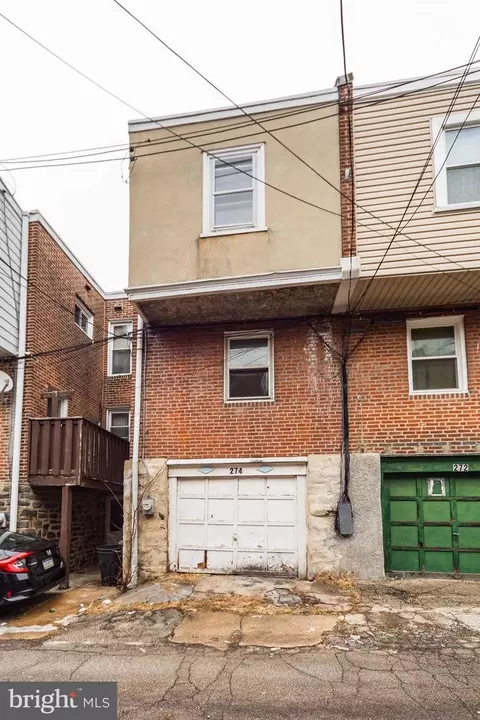 Exterior - 274 Avon Rd, Darby, PA 19082 photo 3 of 3