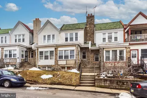274 Avon Rd, Darby, PA 19082