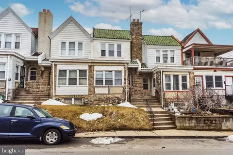 Exterior - 274 Avon Rd, Darby, PA 19082 photo 2 of 3