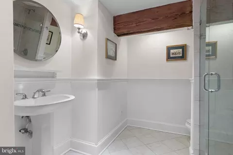 Bath - 185 Biddulph Rd, Wayne, PA 19087 photo 6 of 6