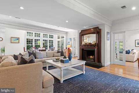 Living - 185 Biddulph Rd, Wayne, PA 19087 photo 3 of 5
