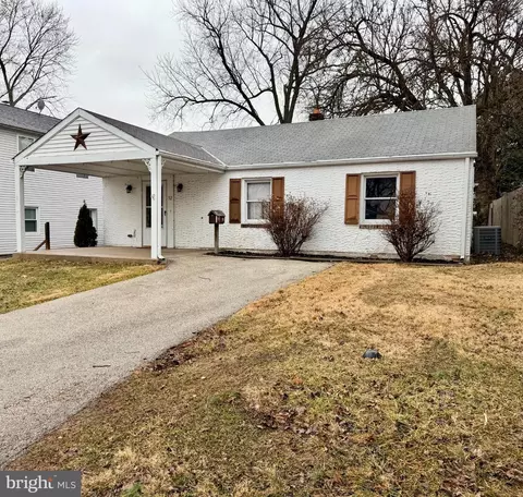 92 Florence Ave, Aston, PA 19014