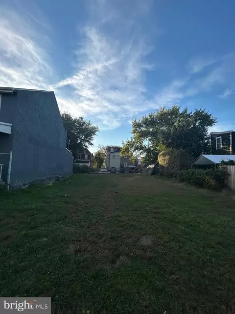 206 S 3rd St, Darby, PA 19023