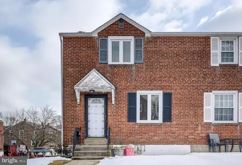 1311 Spring St, Sharon Hill, PA 19079