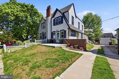 252 W Greenwood Ave, Lansdowne, PA 19050