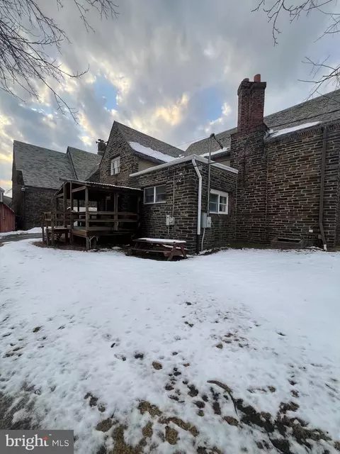 3701 W 9th St, Marcus Hook, PA 19061 photo 6