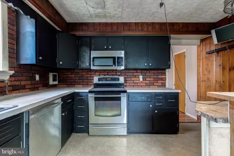 106 2nd Ave, Broomall, PA 19008