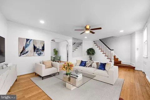 334 Wiltshire Rd, Darby, PA 19082